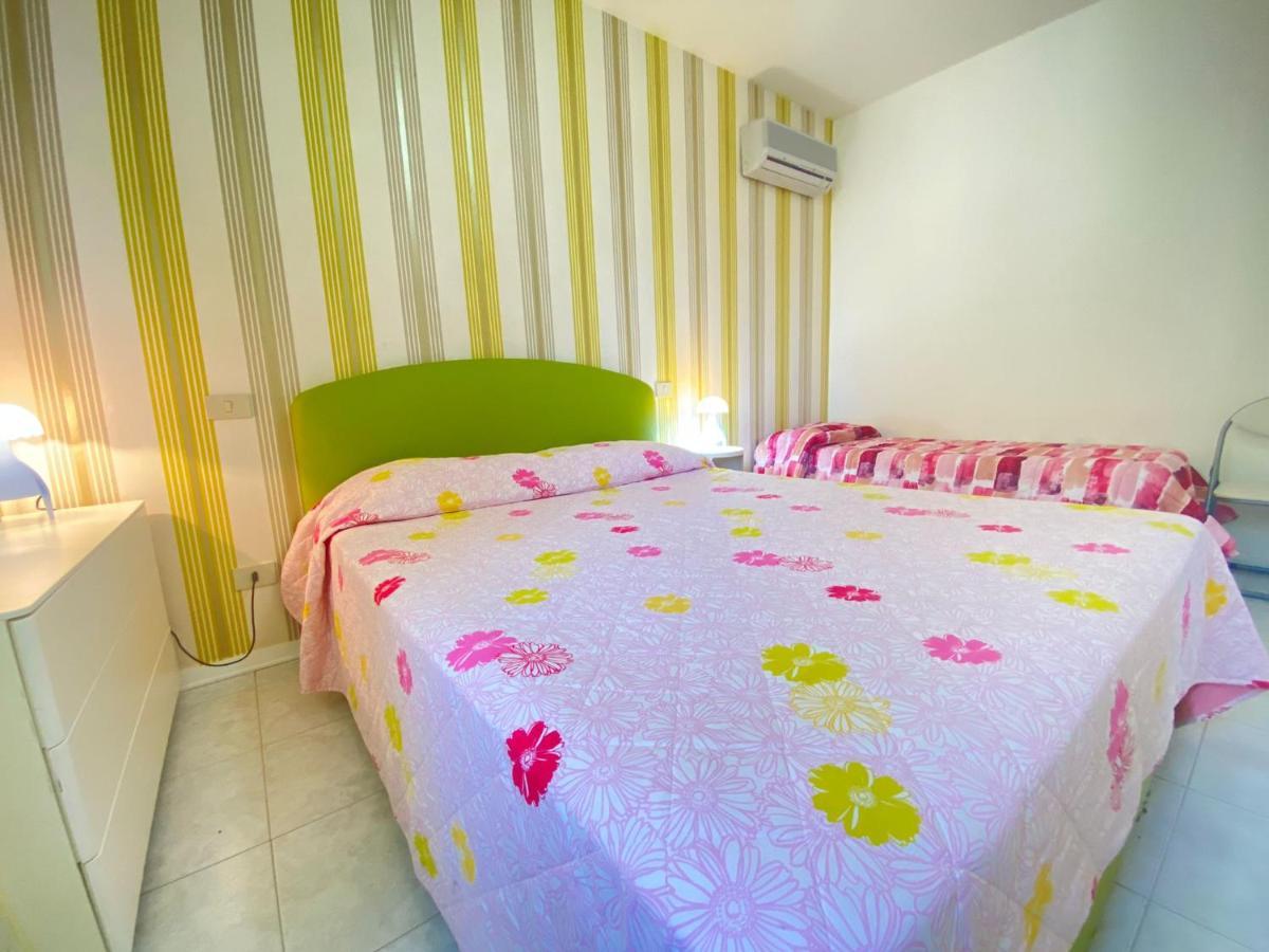 Venere Apartament 蒂勒尼亚 外观 照片