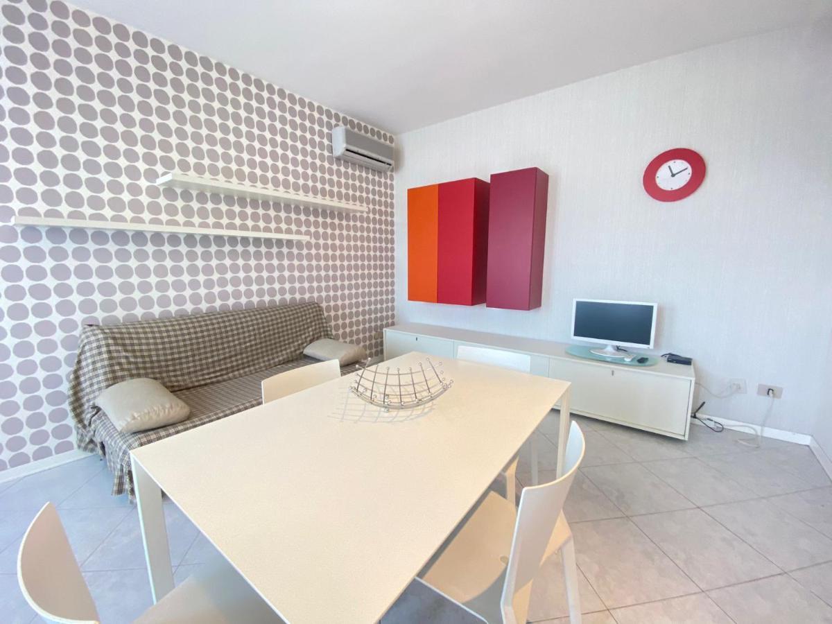 Venere Apartament 蒂勒尼亚 外观 照片