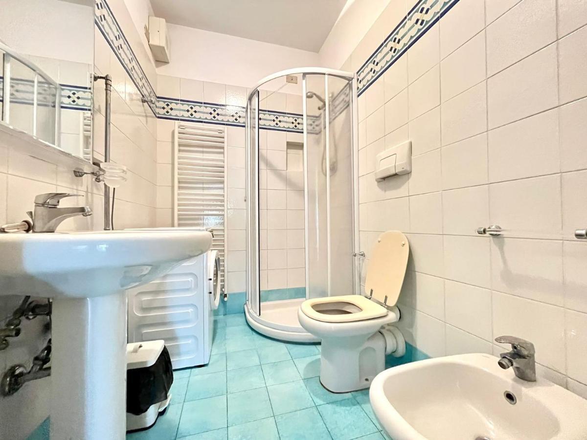 Venere Apartament 蒂勒尼亚 外观 照片