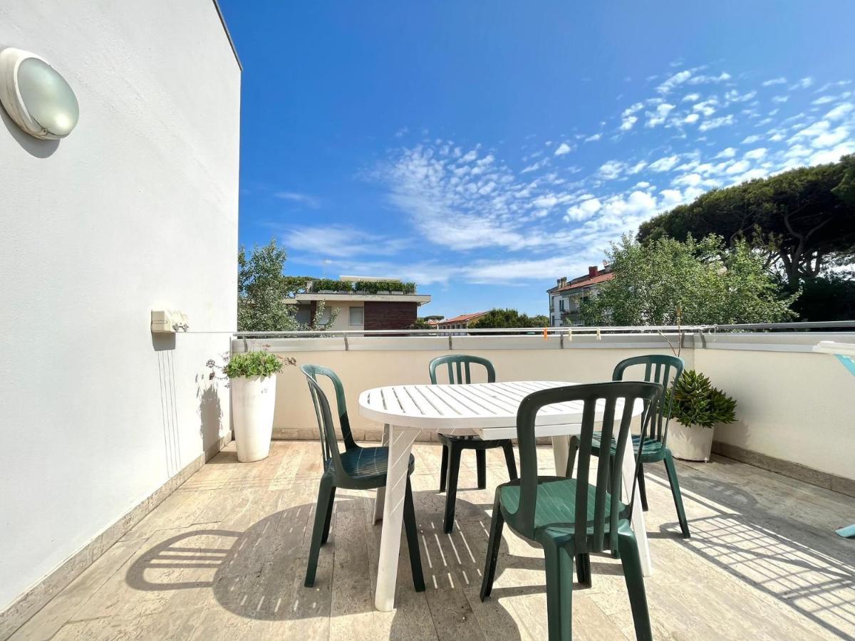 Venere Apartament 蒂勒尼亚 外观 照片