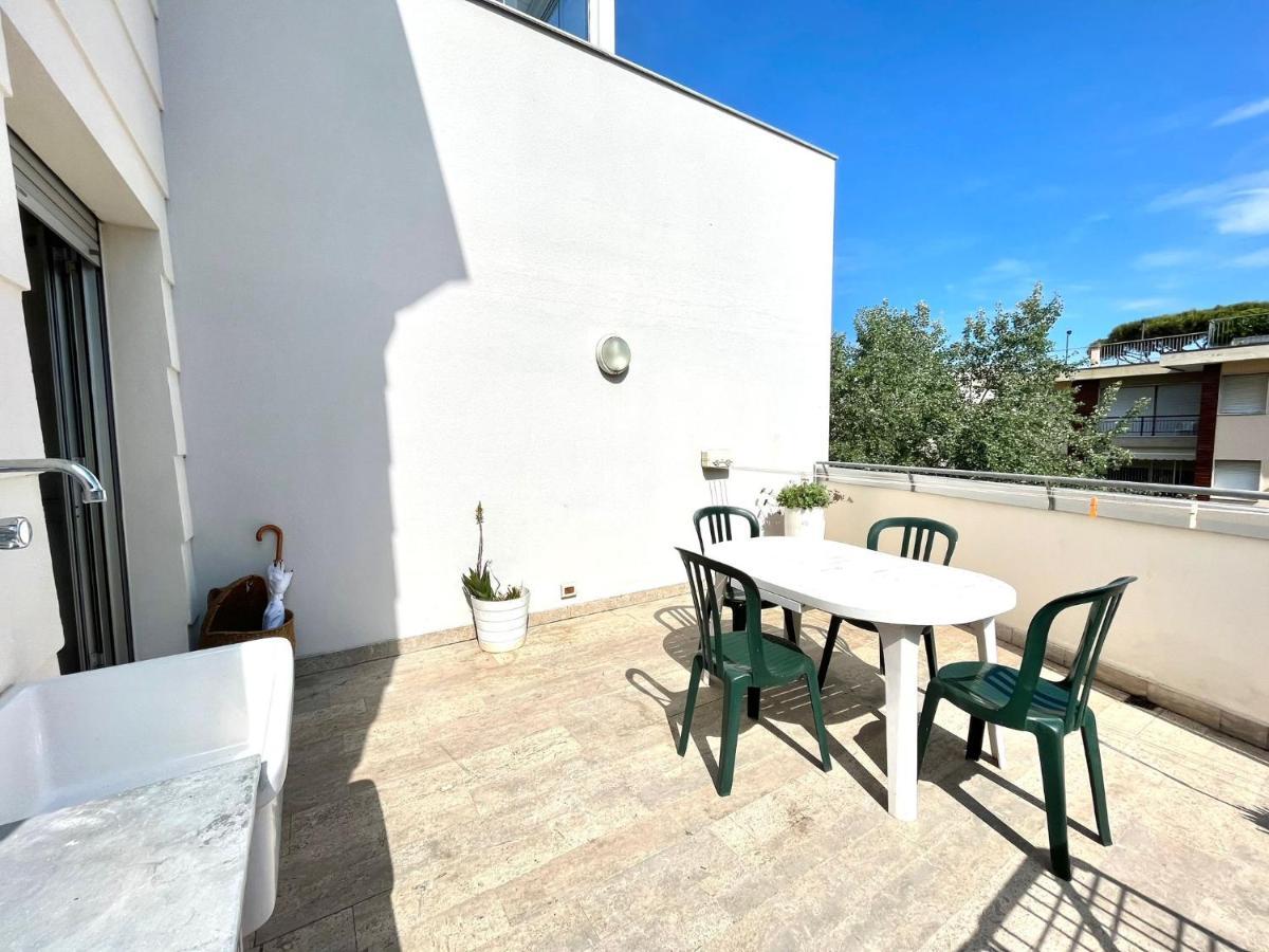 Venere Apartament 蒂勒尼亚 外观 照片