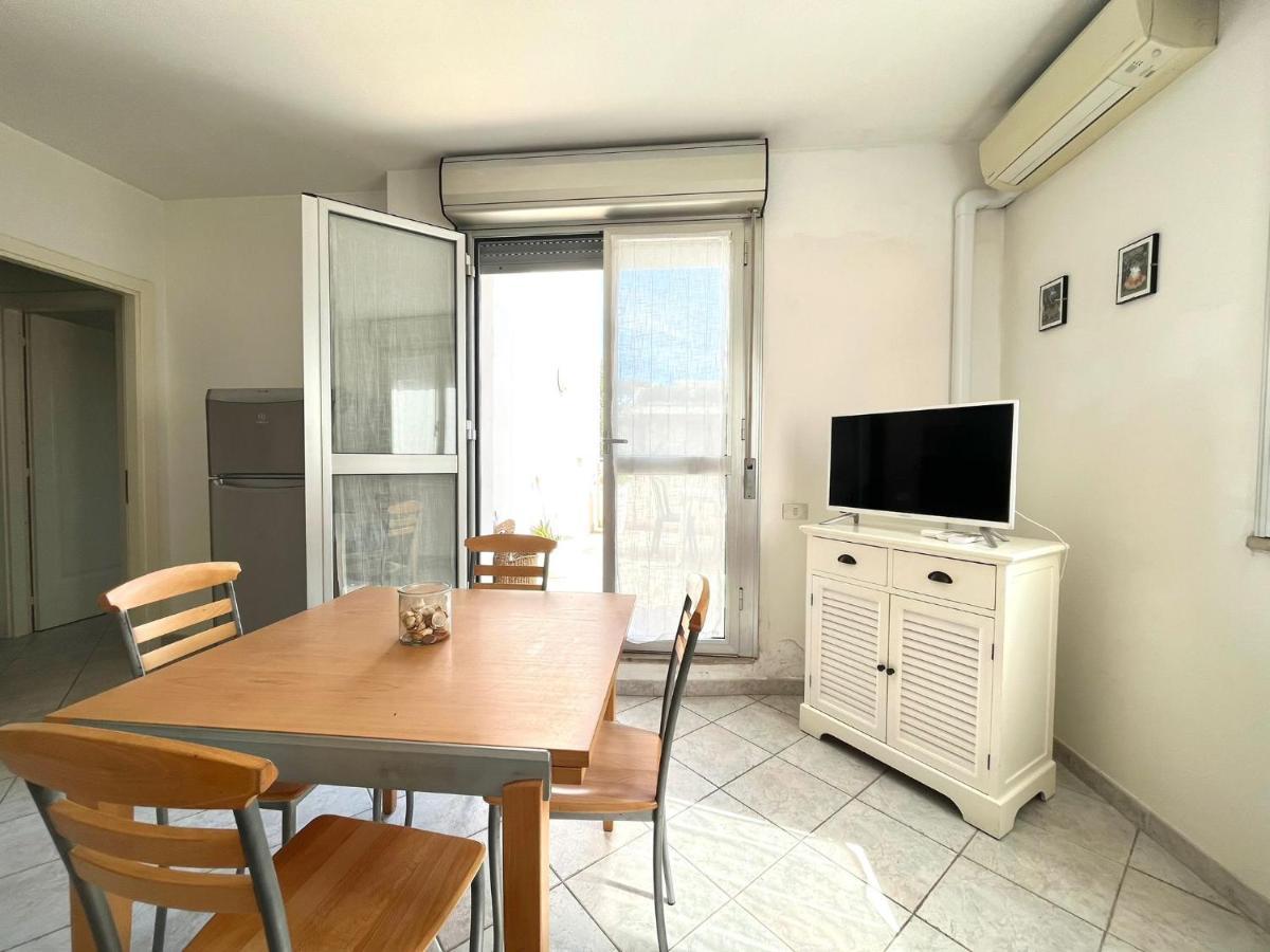 Venere Apartament 蒂勒尼亚 外观 照片