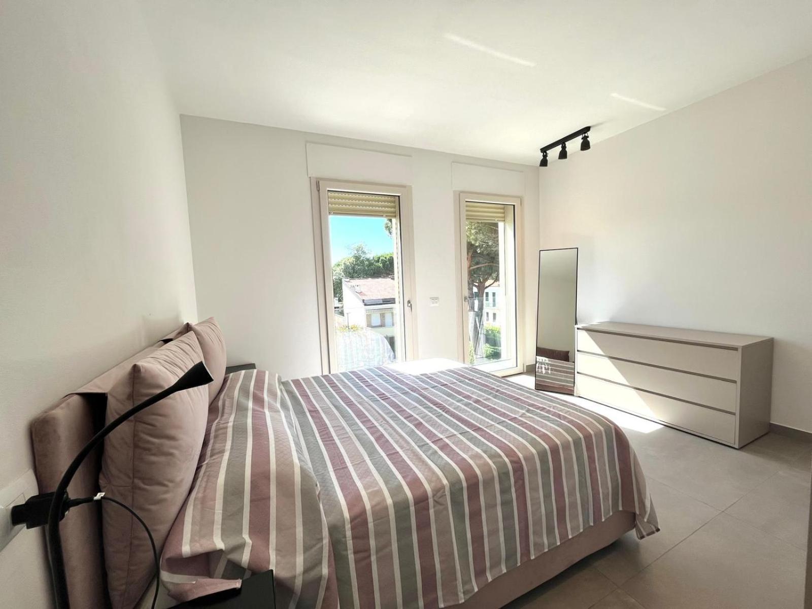 Venere Apartament 蒂勒尼亚 外观 照片