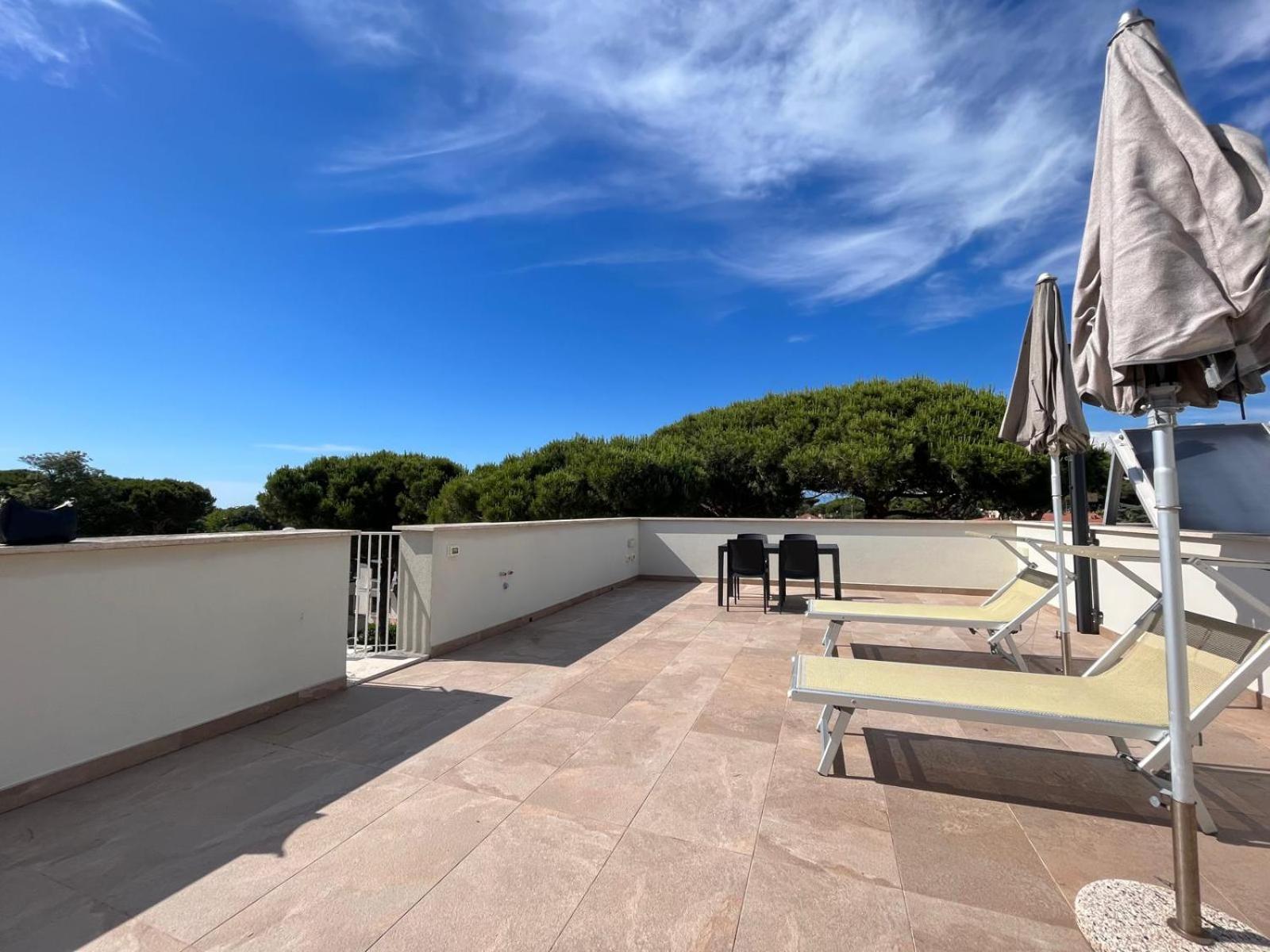 Venere Apartament 蒂勒尼亚 外观 照片