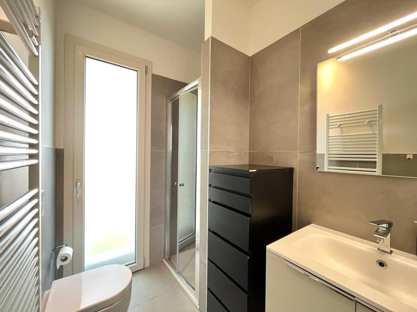 Venere Apartament 蒂勒尼亚 外观 照片