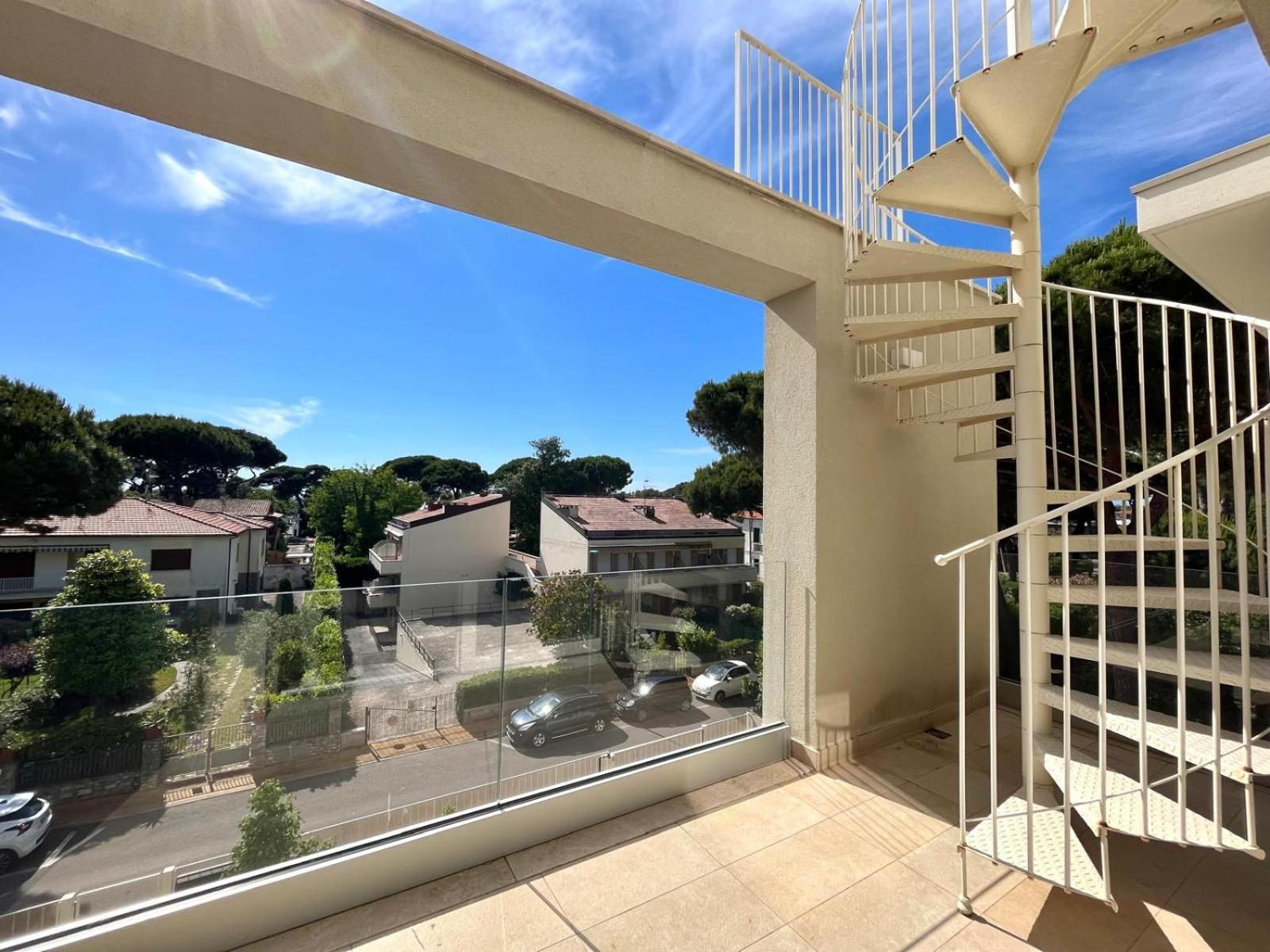 Venere Apartament 蒂勒尼亚 外观 照片